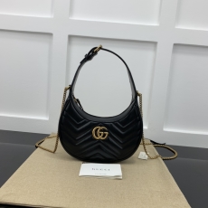 Gucci Hobo Bags